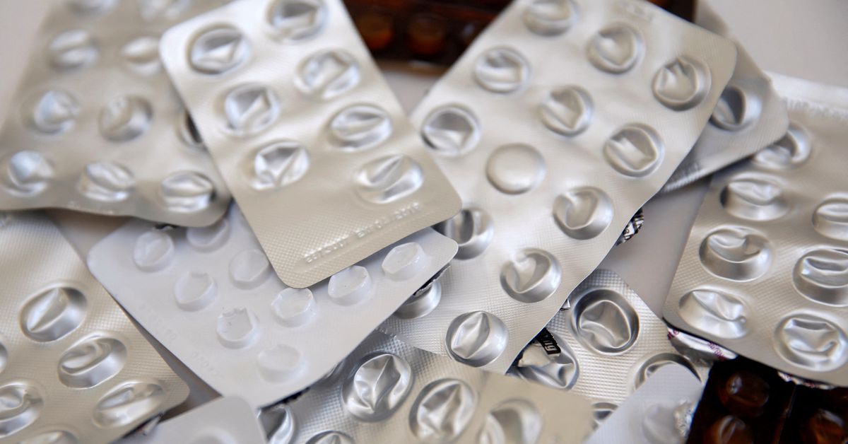 India cancels licences of some drug firms in crackdown on fake products, says source